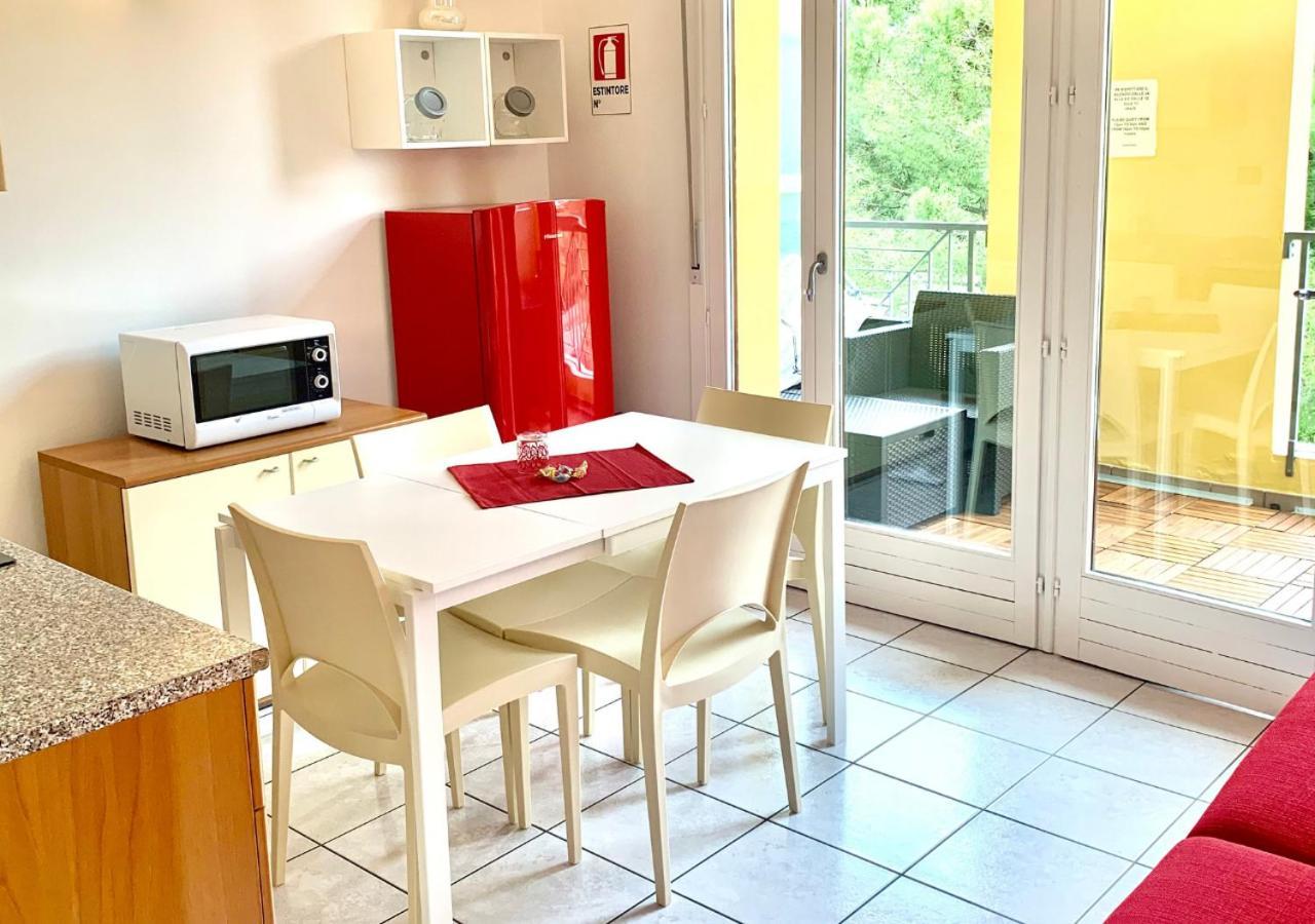 Gardalakeapartment A Sirmione Exterior photo